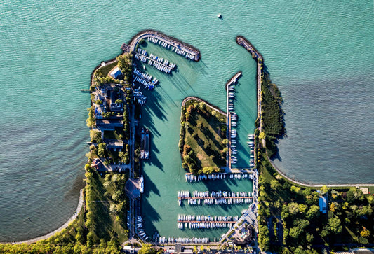 Balatonföldvár kikötőmedencéje felülről